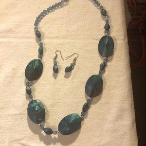 Necklace and earring set